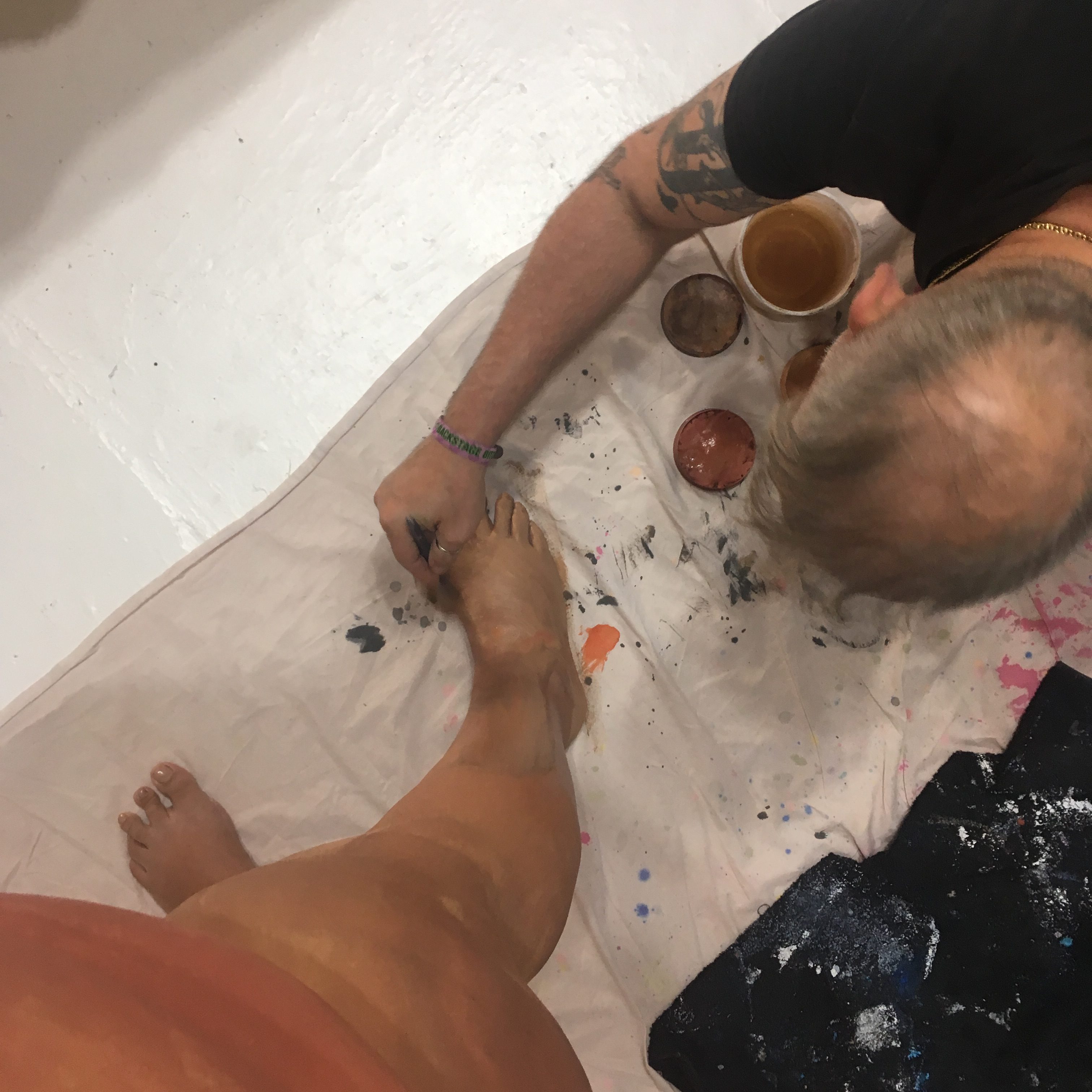 yep, I had a man at my foot, painting me 